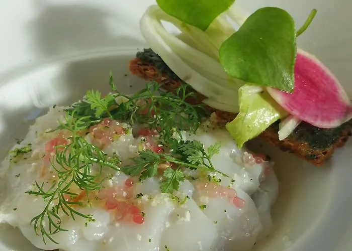 Le Vieux Pont 3* Belcastel (Aveyron)